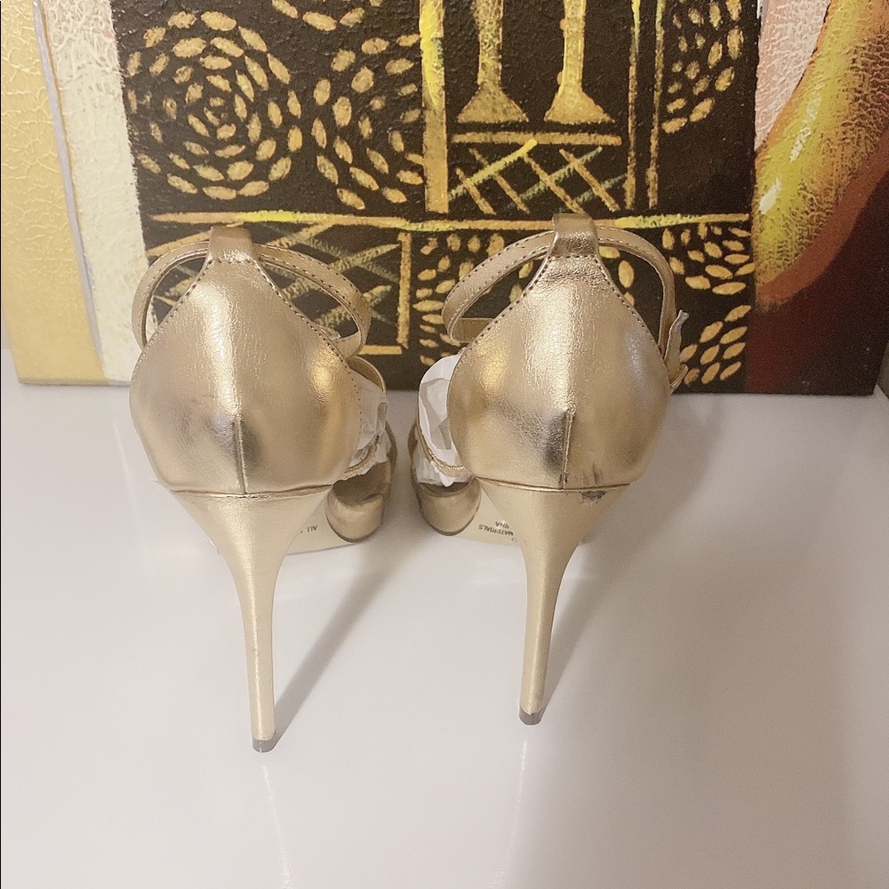 Gold sandals - Picture 7 of 7
